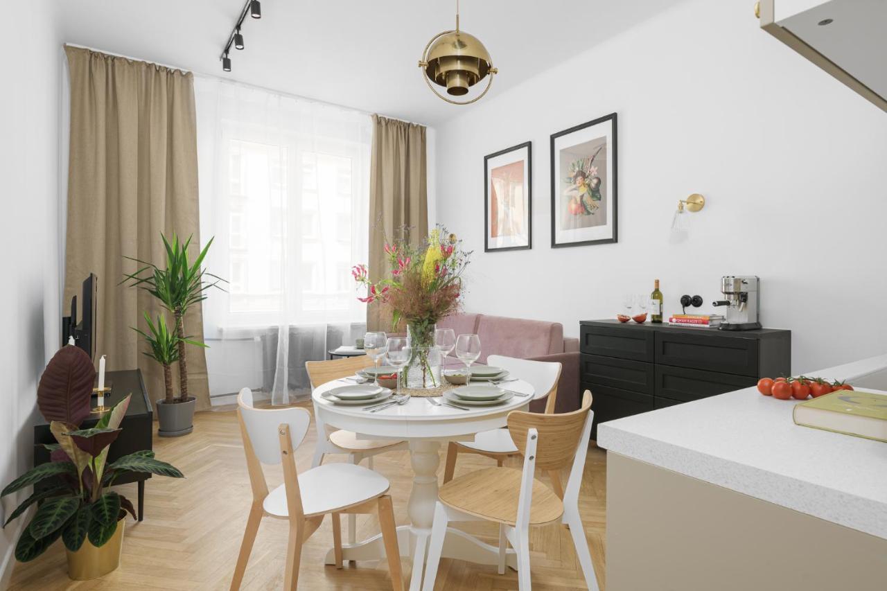 Oomph Warsaw Central Stylish Vintage Apartment ภายนอก รูปภาพ